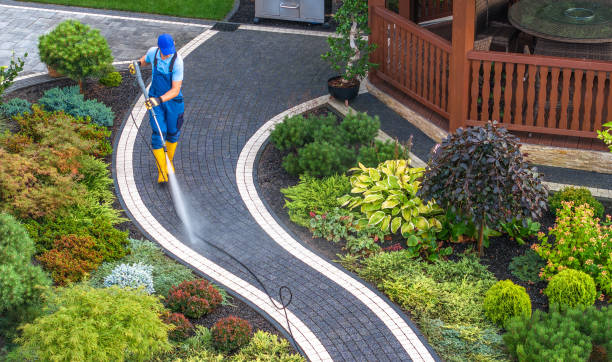 Best Local Pressure Washing Services  in Leavittsburg, OH